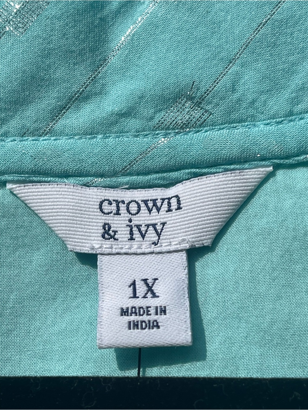crown & ivy Aqua Metallic-Thread Sleeveless Top Size M NWT - Picture 4 of 9